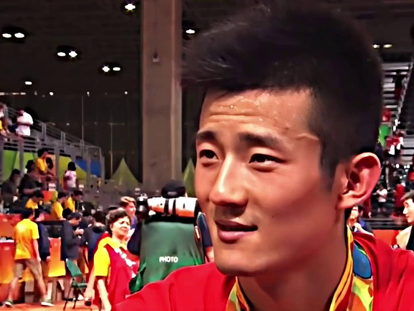 日本羽毛球队强势韩国羽毛球队，谌龙绝境逆转的简单介绍