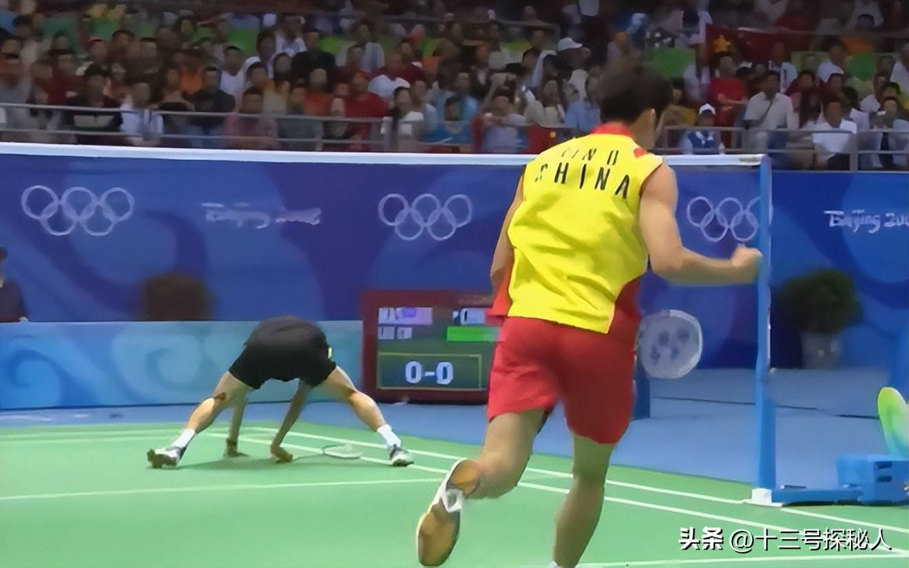 中国羽毛球队碾压英格兰羽毛球队，林丹爆发神勇
