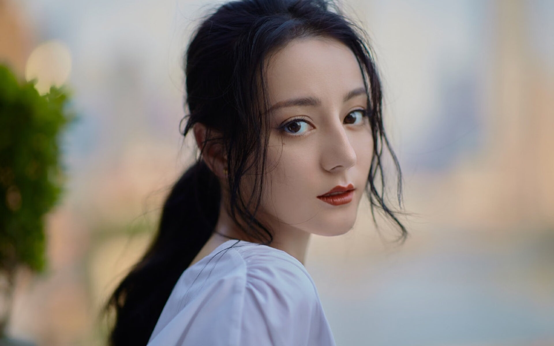 世界杯舞台上的意外对决，当德国战车遇见非洲黑马，克瓦拉茨赫利亚如何成为大场面先生？